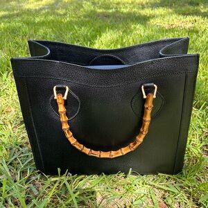 Gucci Diana Elegant Black Tote Bag with Bamboo Handles